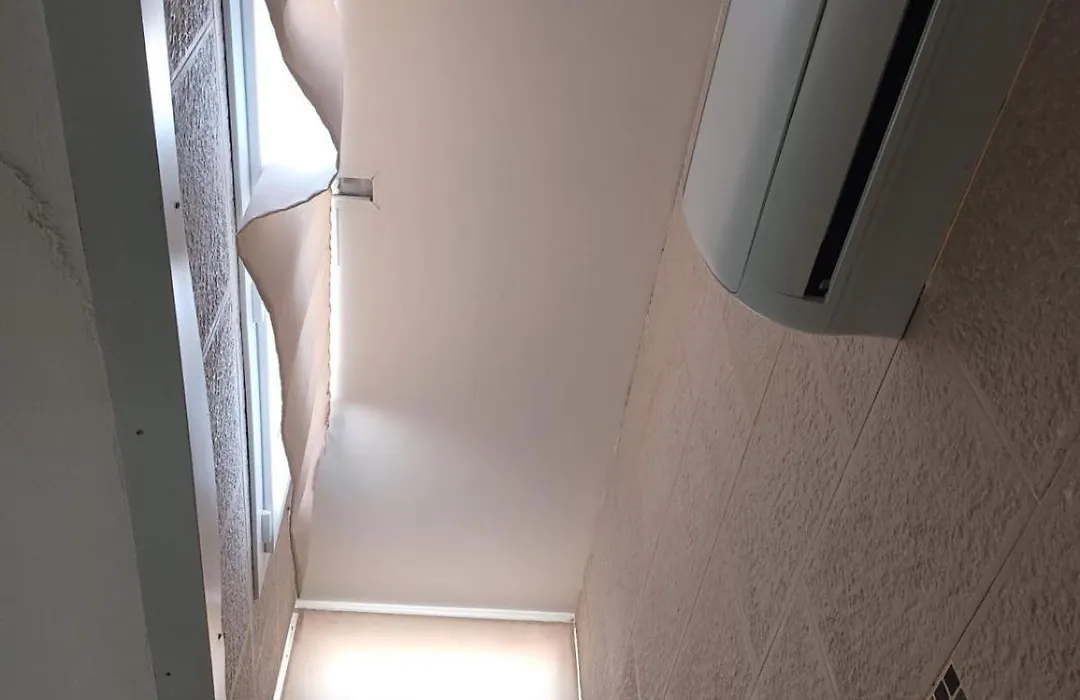 B&B Poseidon-1
